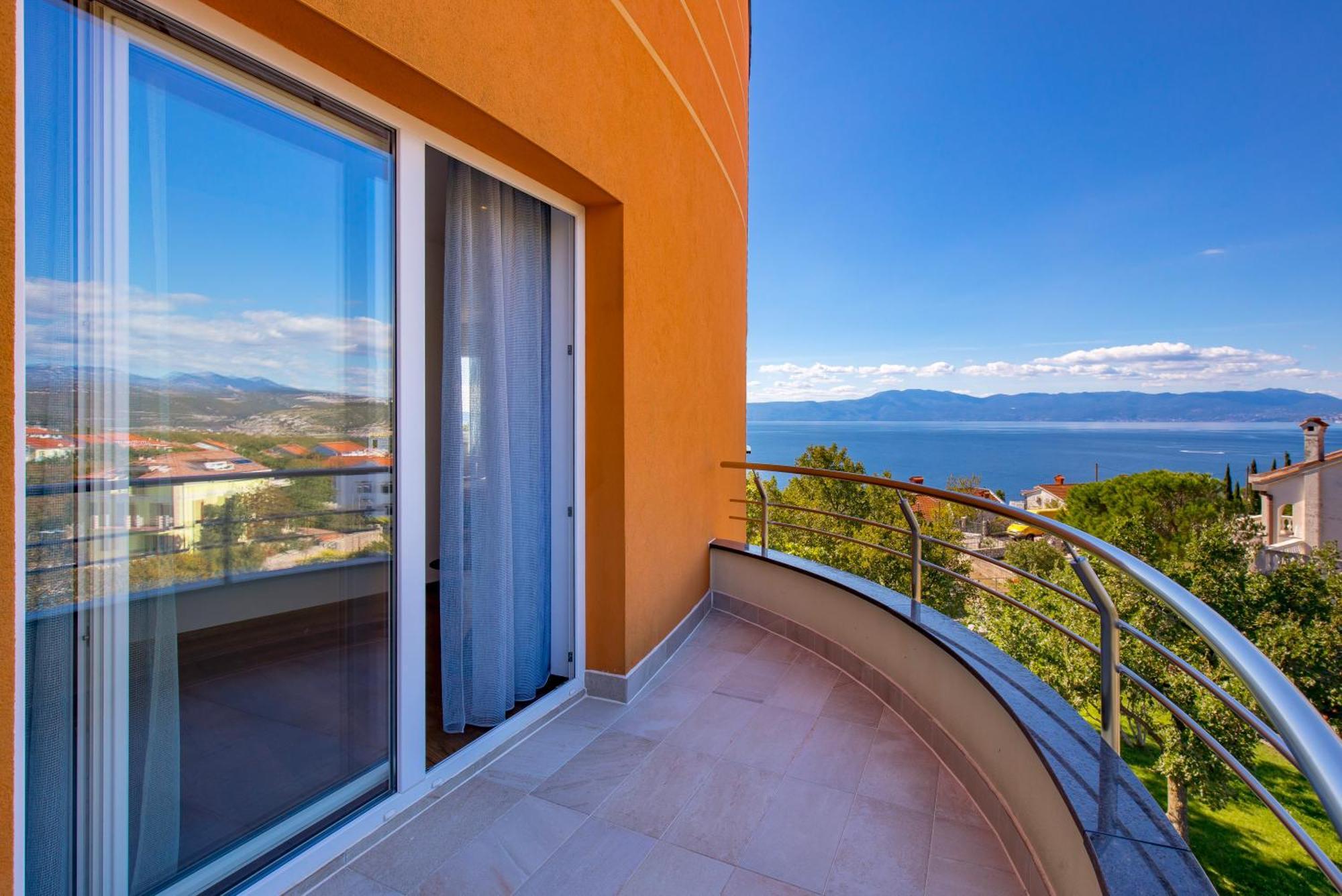 Luxury Villa Ostro With Pool & Krk Bridge View Kraljevica Exterior foto